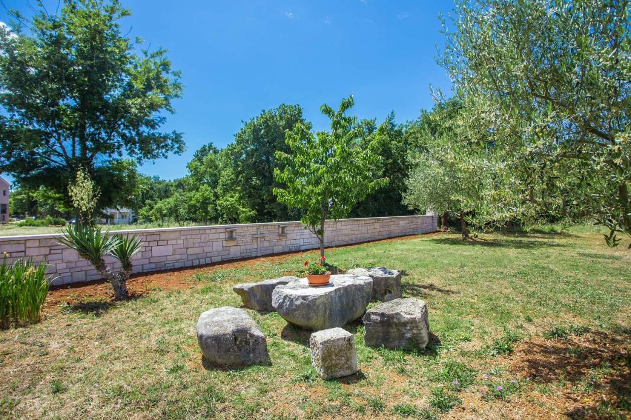 Apartment Mario 2 Poreč Buitenkant foto